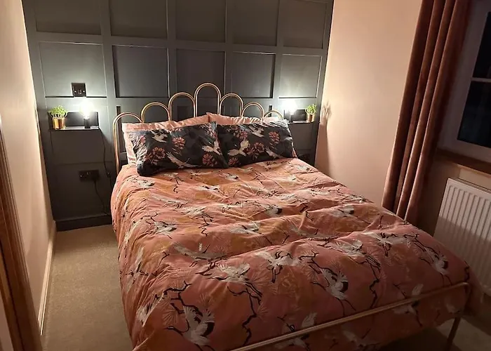 Luxury 2 Bed Cottage In The Centre Of Melbourne